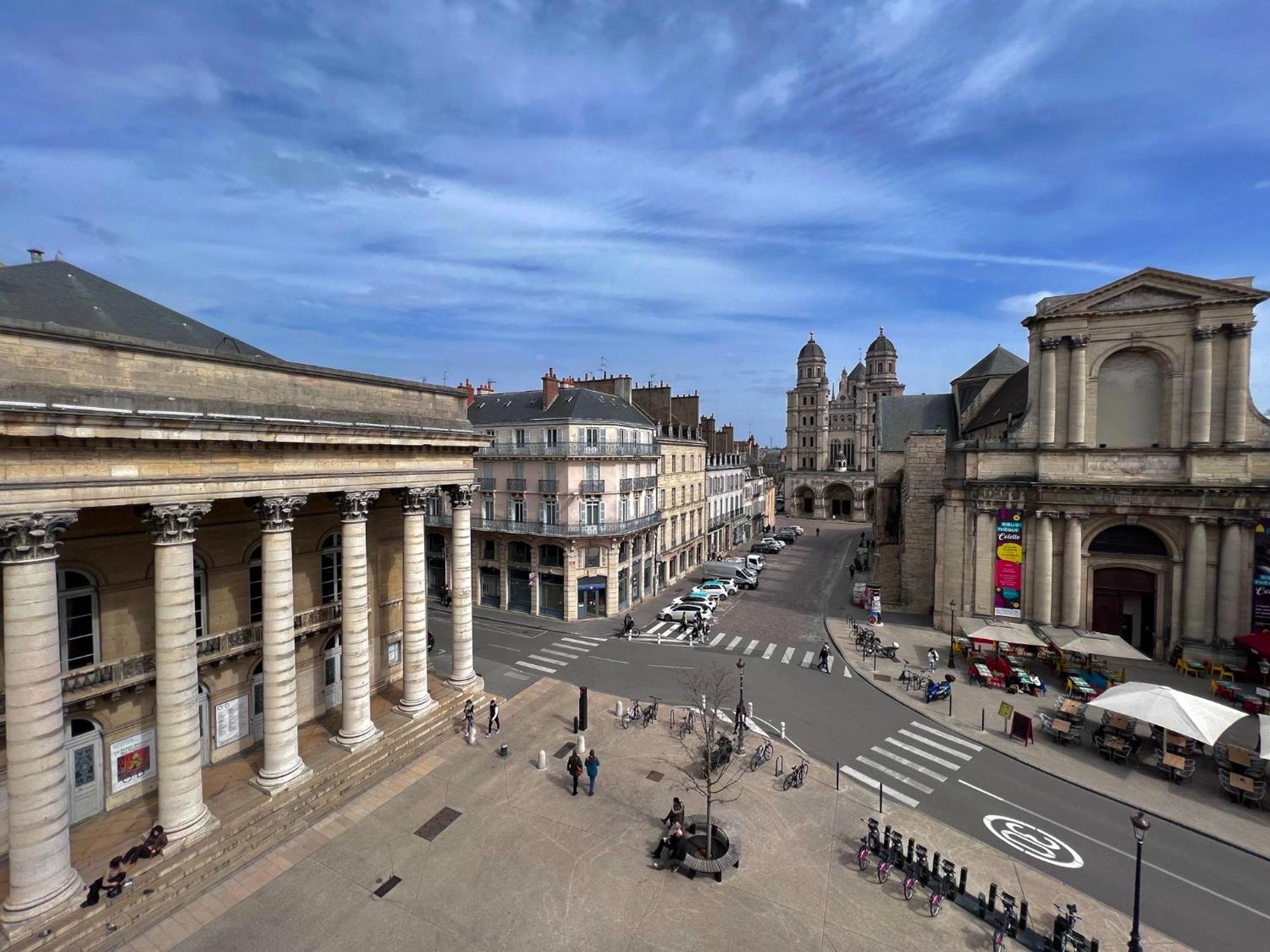 Apartamento Le Theatre : Centre Historique Dijon Exterior foto